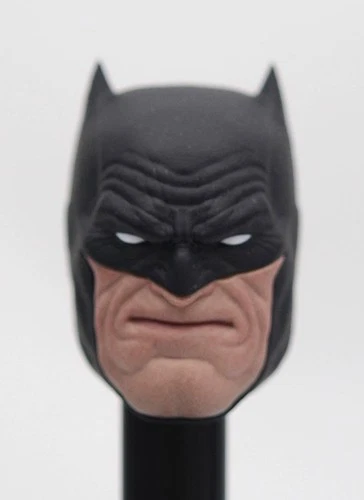 Hot Toys 1/6 Scale CMS024 The Dark Knight Returns Batman - Head set