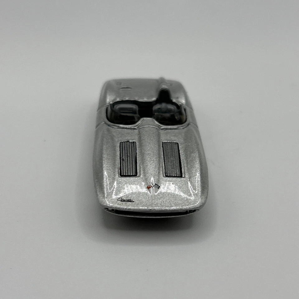 2002 Mattel Hot Wheels Corvette Stingray 3/42 Silver Diecast Metal Racing Car - Image 2 of 4
