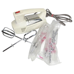 General Electric Hand Mixer 56M17 3 Speed Beaters Dough Hooks Whisk USA Vintage