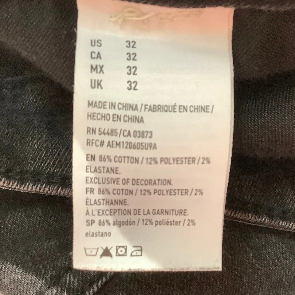 American Eagle Black Denim Shorts Men’s 32 –Distressed, Frayed Hem, Extreme Flex - Image 4 of 4