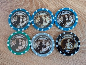 LOT OF 6 1962 CASINO POKER CHIPS ICONIC PHOTOS DEAM MARTIN MARILYN MONROE BINION
