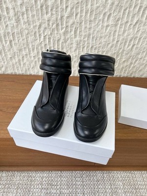 Maison Margiela Black Padded Ankle Boots Tabi Style Platform