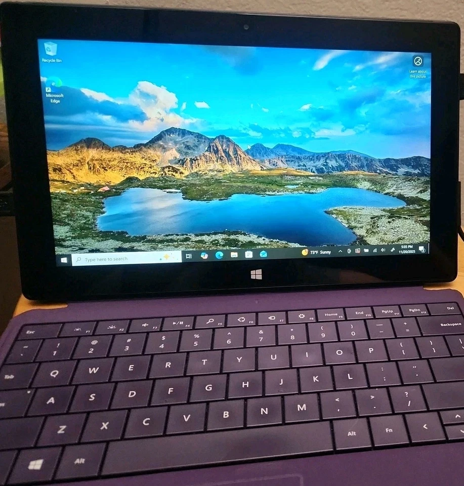 Microsoft Surface Pro 2, 4GB RAM, 128GB SSD. Foto 2 de 4