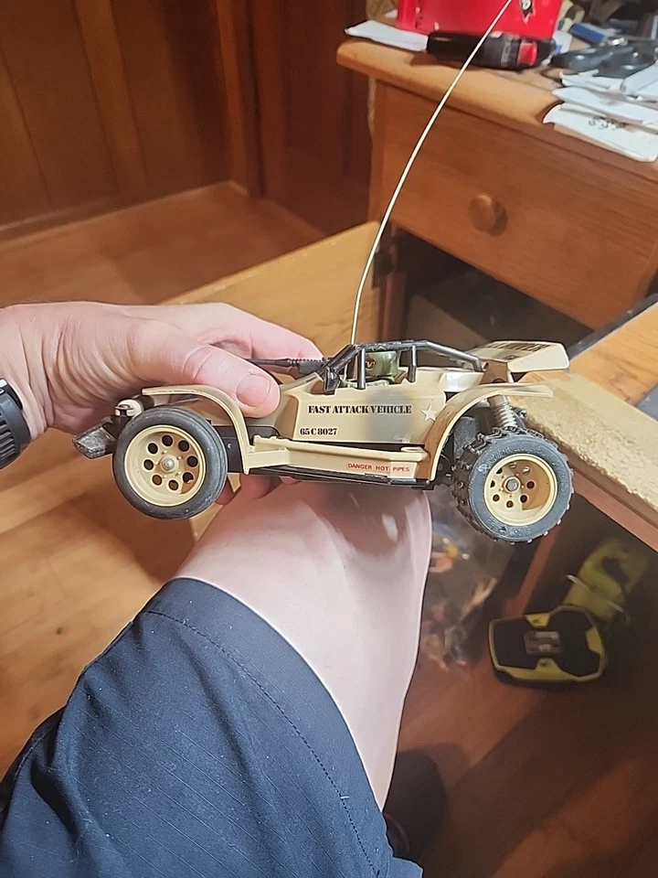 De colección Raro Tyco F.A.V. Vehículo de ataque rápido Hopper coche de radiocontrol con control remoto no funciona Foto 2 de 4