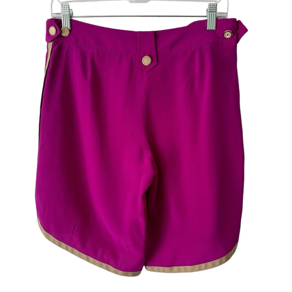 Dolce & Gabbana Purple Silk Beige Trim Logo Button Mid Rise Shorts Sz 42 / 6 - Image 2 of 4
