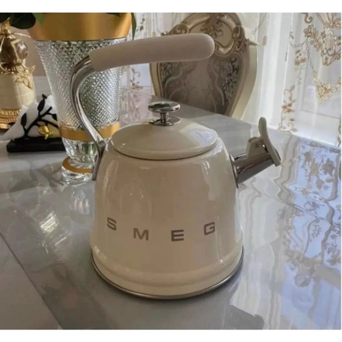 SMEG WHISTLING KETTLE Stainless Steel and Kitchen kettle for the Stove 2.3L NEW - Picture 7 of 8