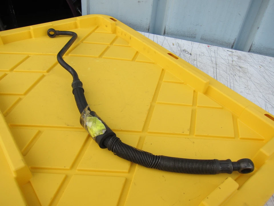 Honda CBR600RR 2003 OEM motor motor enfriador de aceite manguera Foto 2 de 4