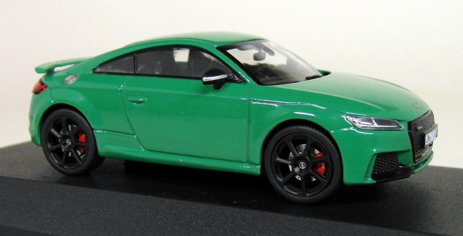 Norev Audi TT RS Coupe green 1:43 5011610432 Norev Audi TT RS Coupe green 1:43 5011610432