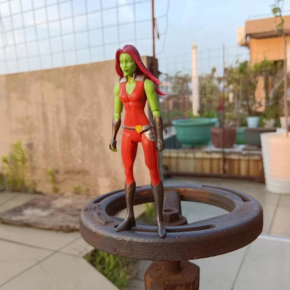 GUARDIANS OF THE GALAXY Gamora ACTION FIGURE 4" only figure Foto 2 de 4