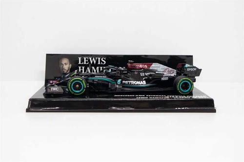 MINICHAMPS 1:43 2021 F1 MB PETRONAS W12 E No44 L.HAMILTON SOTCHI - Picture 2 of 5