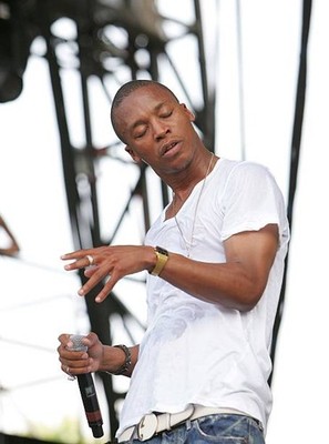 Lupe Fiasco perform at Lollapalooza 2007 at Grant Park on August 5- Old Photo 10