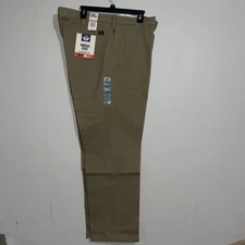Men's Dockers Workday Khaki Classic Fit Smart 360 Flex Pants - British Khaki
