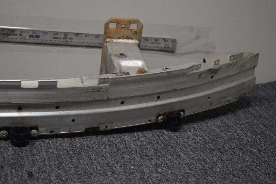 BMW SERIE 5 528I 535I 550I 2004-2009 BARRA DE REFUERZO DELANTERA OEM de fábrica Foto 3 de 4