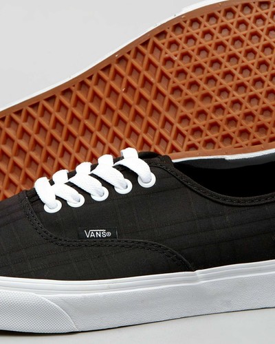 Vans Authentic Tonal Black Plaid Canvas Skate Shoes. Size 9. NIB, RRP $99.99. - Picture 1 of 4