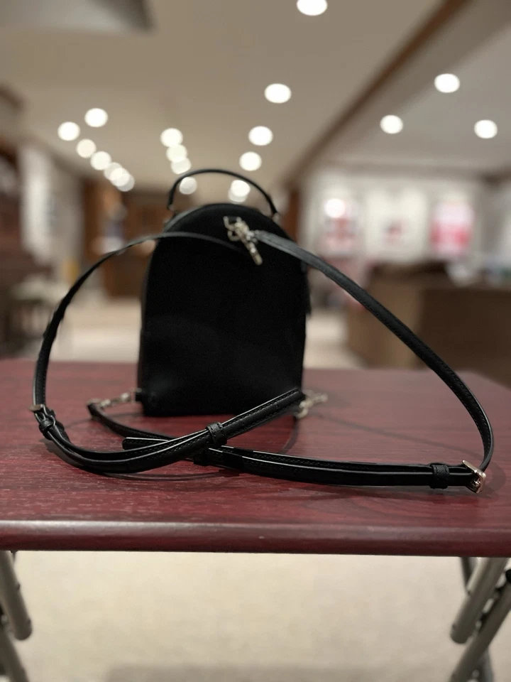 Mini mochila Kate Spade New York negra Foto 2 de 4