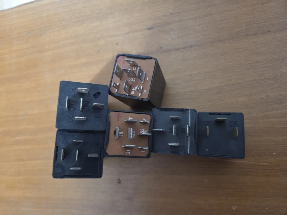 STOCK RELÉ AUTO PORSCHE 911 964 (6 PEZZI) AUTO D'EPOCA  - Immagine 3 di 3