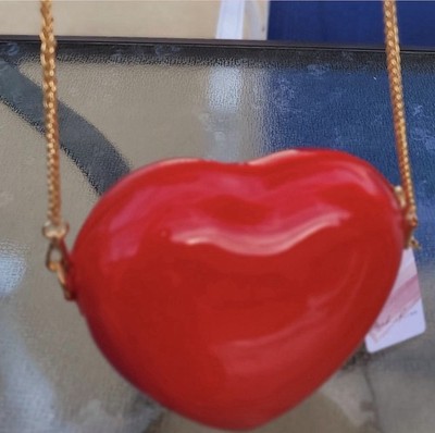 Women's Medium Heart Shaped Shoulder Bag Small Crossbody Handbags