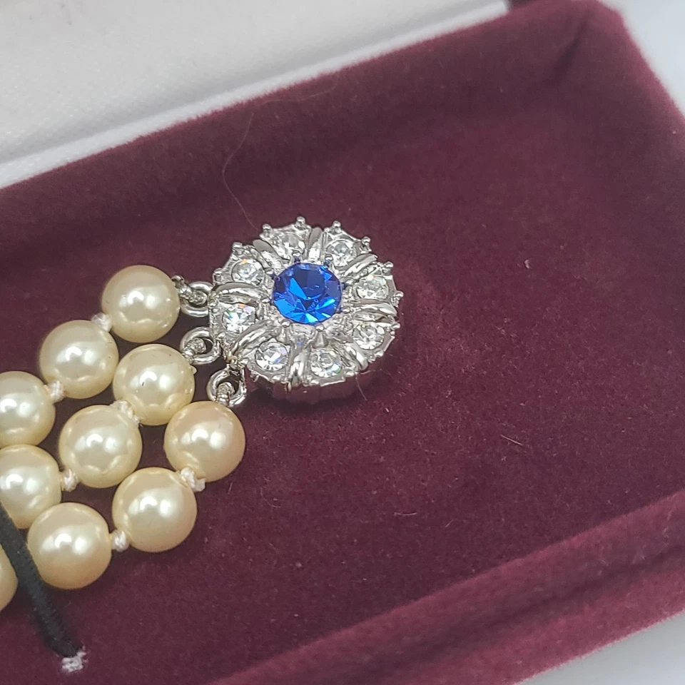 Pulsera Camrose Kross JBK imitación perla azul estrás clásica con caja firmada 8" Foto 2 de 4