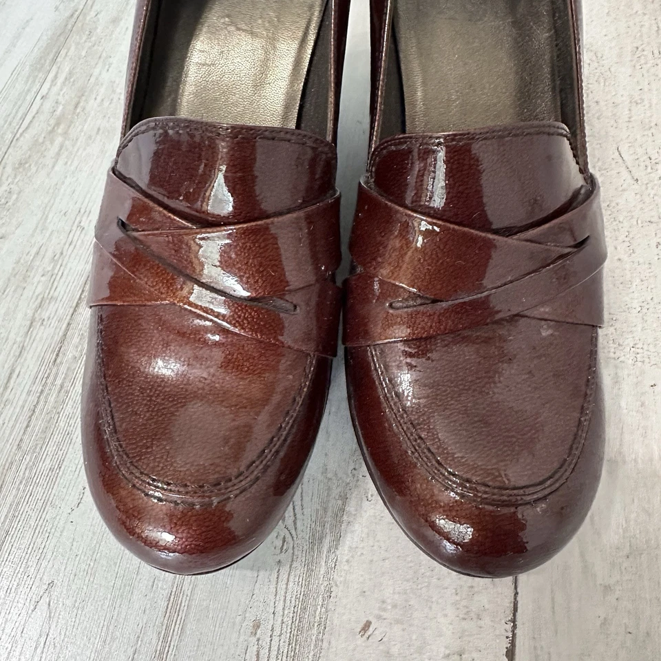 Stuart Weitzman Patent Leather Wedge Loafers 5.5 M Copper Heeled Office FLAW - Image 2 of 4