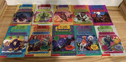 Goosebumps Books 10 R.L Stine Original Give Yourself Reader Beware 1-10 Vintage - Picture 2 of 11