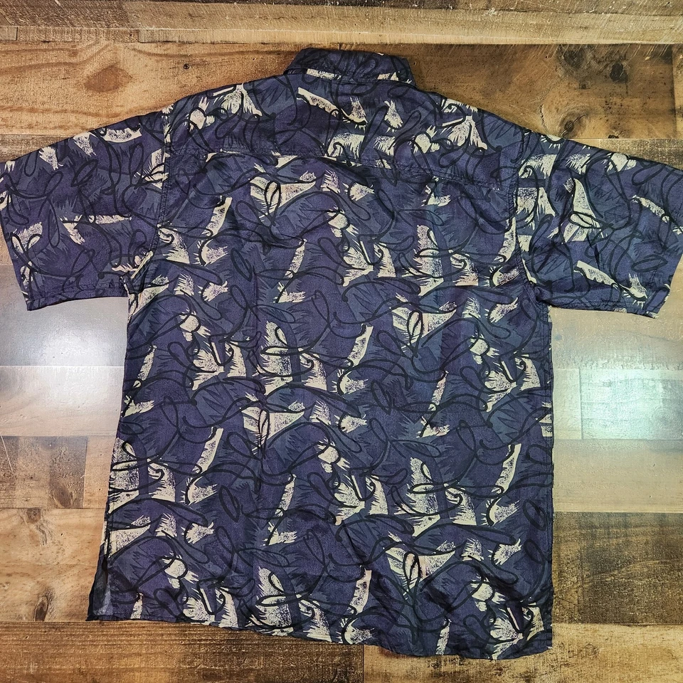 Camisa de seda sorpresa vintage años 90 gris talla mediana beige arte abstracto abotonada Foto 2 de 4