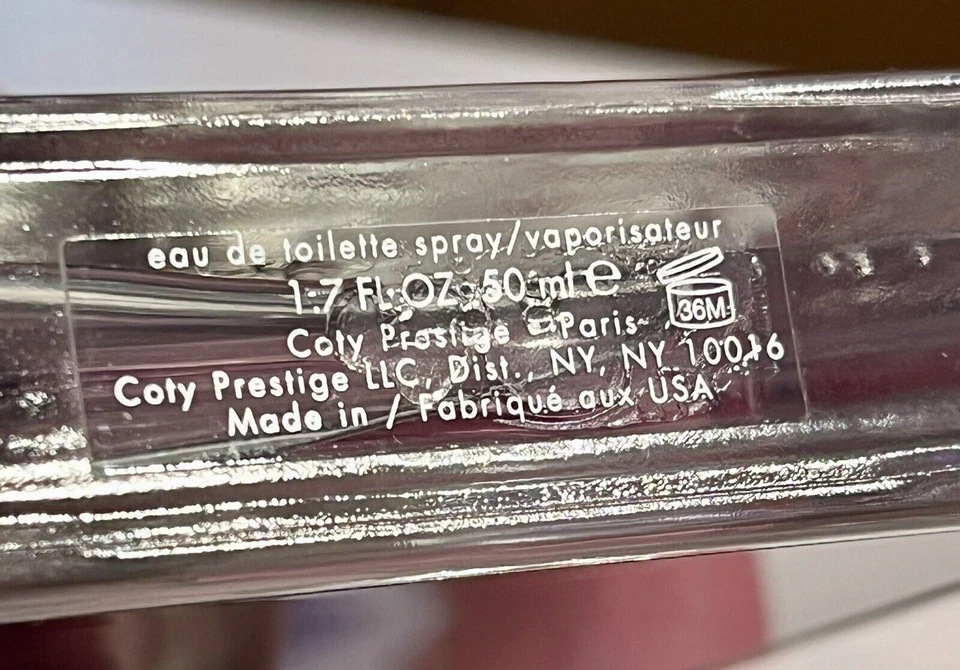 Calvin Klein Man por Calvin Klein Eau De Toilette Spray 1.7 OZ / 50 ml [Hombres] Foto 4 de 4