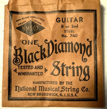 Jeden czarny diamentowy strun gitarowy nr. 740 B lub 2. stal