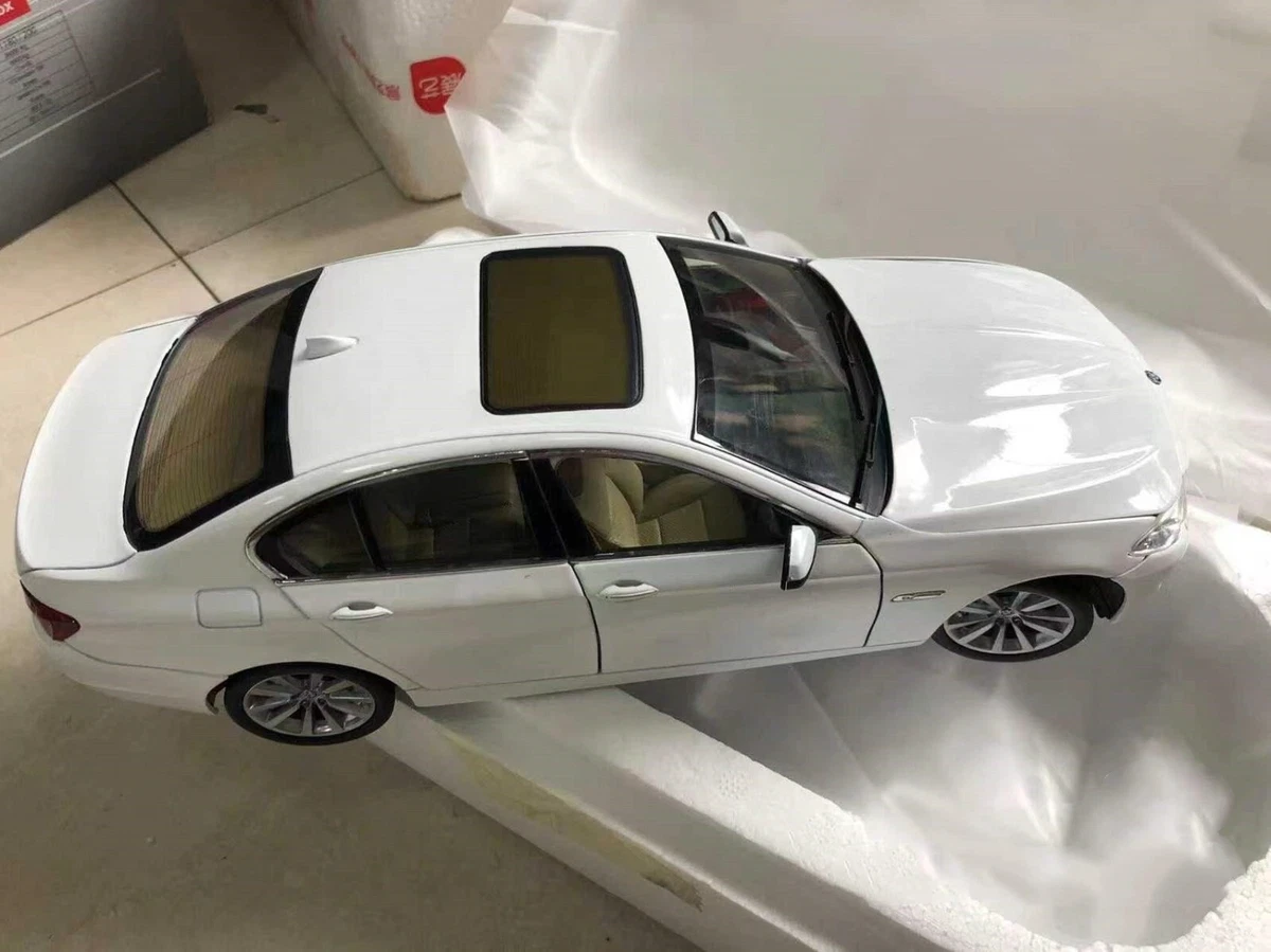 ミニカー GTA 1/18 BMW 535i ホワイト 即日発送対応 おもちゃ・ホビー