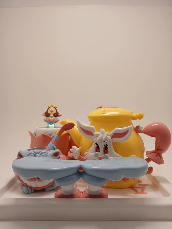 Juego de té vintage Alicia en el país de las maravillas servicio para 2 completos | Juguetes Tootsie Foto 3 de 4