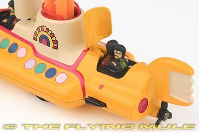 Corgi 1:140 Yellow Submarine The Beatles | eBay