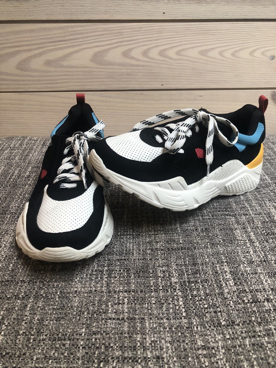 Gianni Bini Troye Chunky Lace Up Size