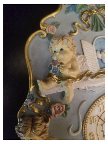 II Inc Angels Cherubs Musical Chimes Ceramic Wall Clock Roses 10 in VTG - Picture 4 of 10