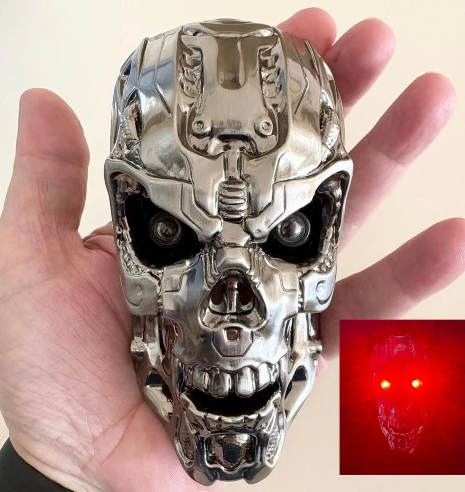 Skull Tail Lights Brake & Turn Signals For Harley Bagger Saddle Bag/Honda Fury - Image 2 of 4