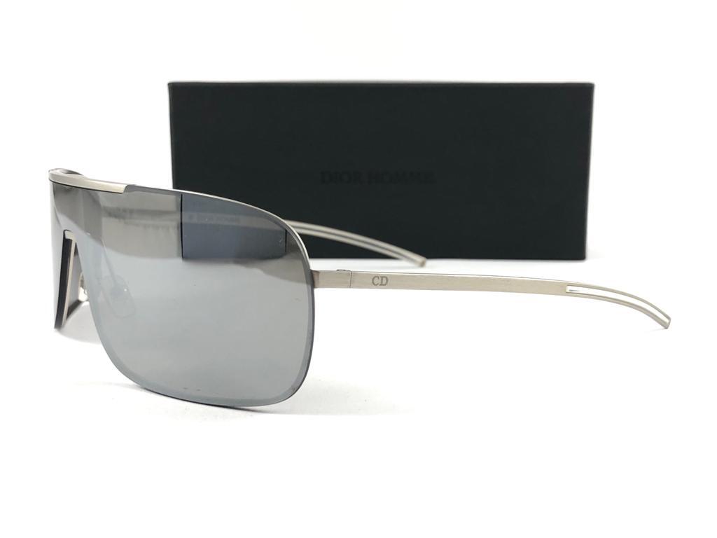 冬*月様 dior homme 2006ss silver coating pa DIOR HOMME AW06 “These Grey Days” Silver Accent Waxed Claw