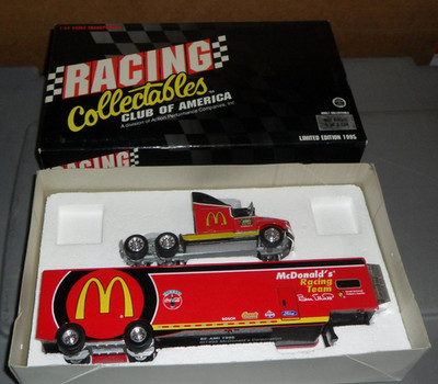 NASCAR 1:64 Bill Elliott 1995 McDonald s Racing Team Transporter Semi Truck
