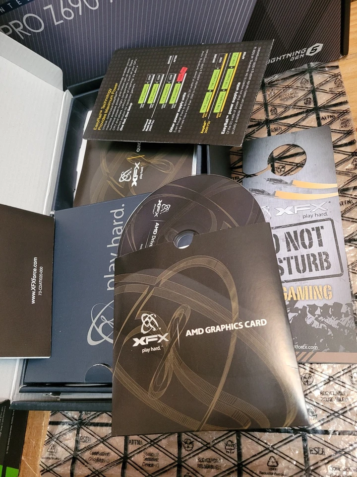 XFX AMD Radeon HD 6870 1GB RETRO Vintage PC Gaming Graphics card | Fully Tested - Image 3 of 4