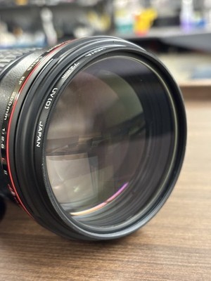Canon EF 200mm f/2.8L II USM Lens Near Mint w/ HOYA UV, Caps & Bag   FREE Ship