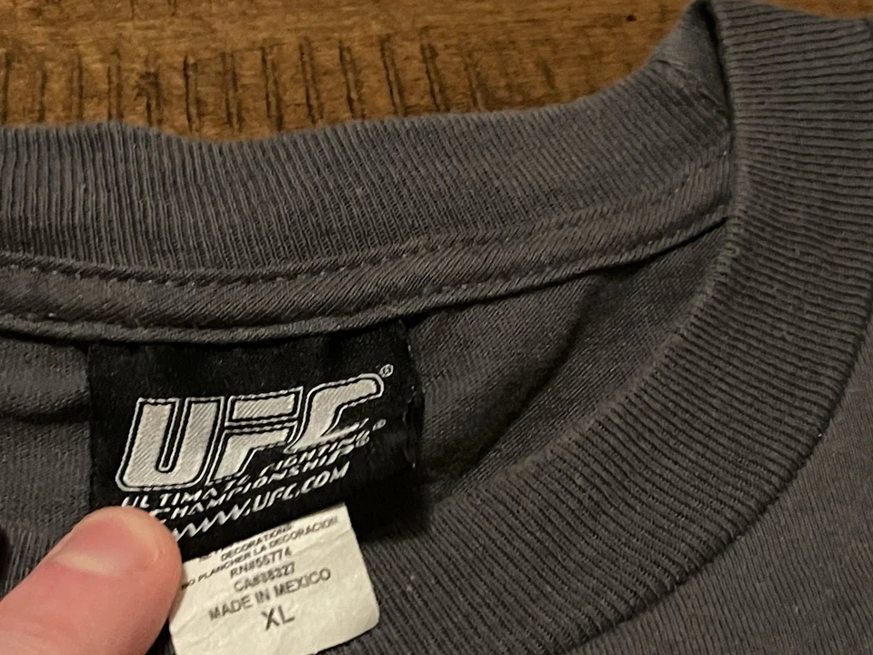 Camiseta De Colección Y2K UFC Ultimate Fighting Championship MMA Dragon Gris - Para Hombre XL Foto 3 de 4