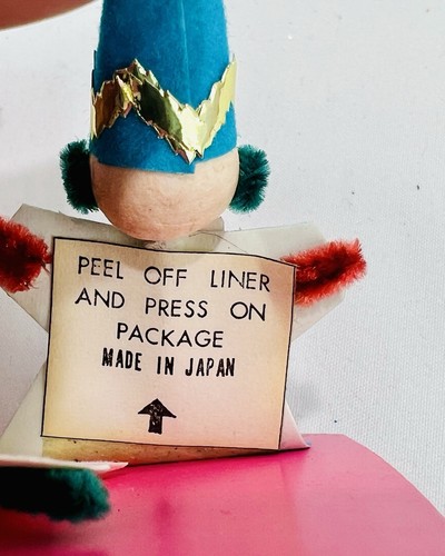 4 Vintage Paper Chenille Elf Pixie Japan Kitschy Stick On Christmas Decoration - Picture 5 of 6