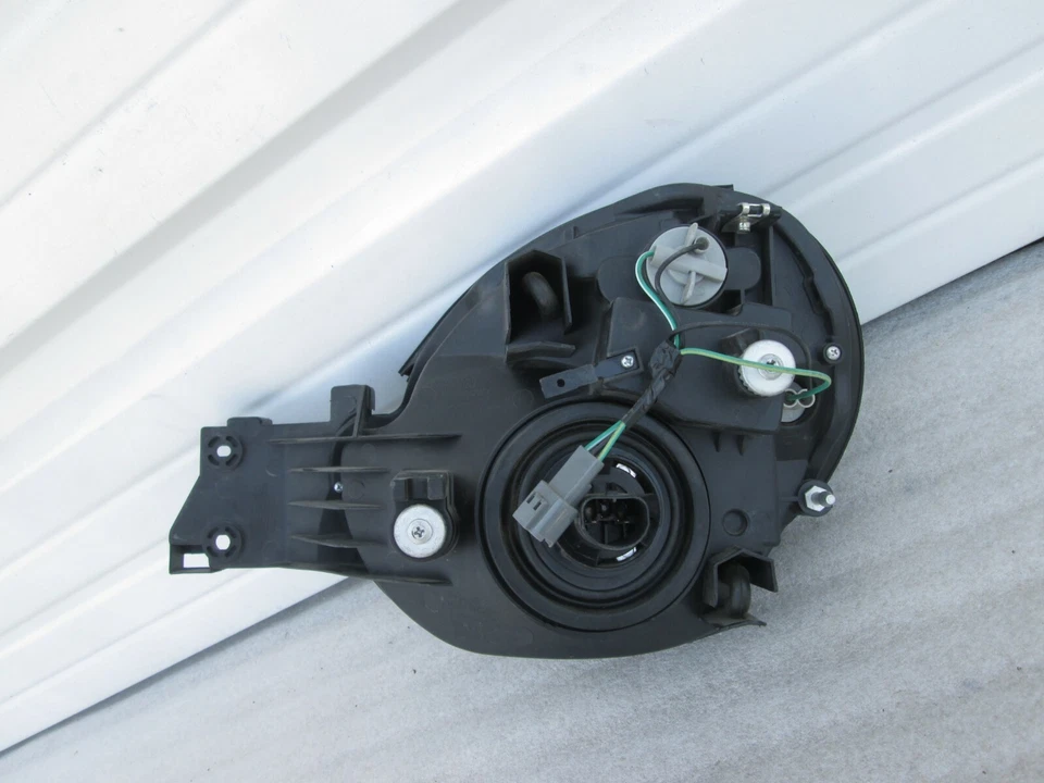 Faro halógeno pasajero derecho Subaru WRX STI 2002 2003 02 03 Foto 4 de 4