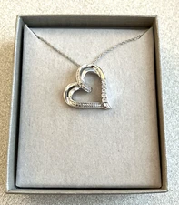 Zales Sterling Silver Heart Shaped Necklace 18 Inch
