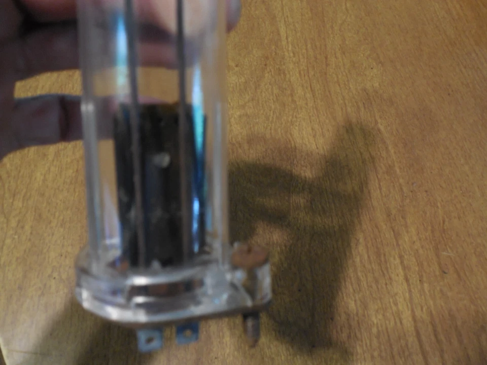 1966, 65, Chevy Impala, sensor ambiental de control de clima e interruptor de compresor OEM Foto 4 de 4