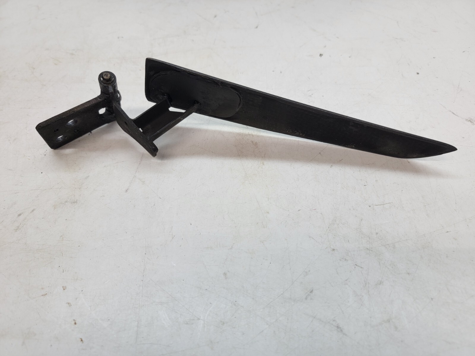 LAMBORGHINI MURCIELAGO LP640 RIGHT HEADLIGHT WASHER EYELID COVER OEM 410955276