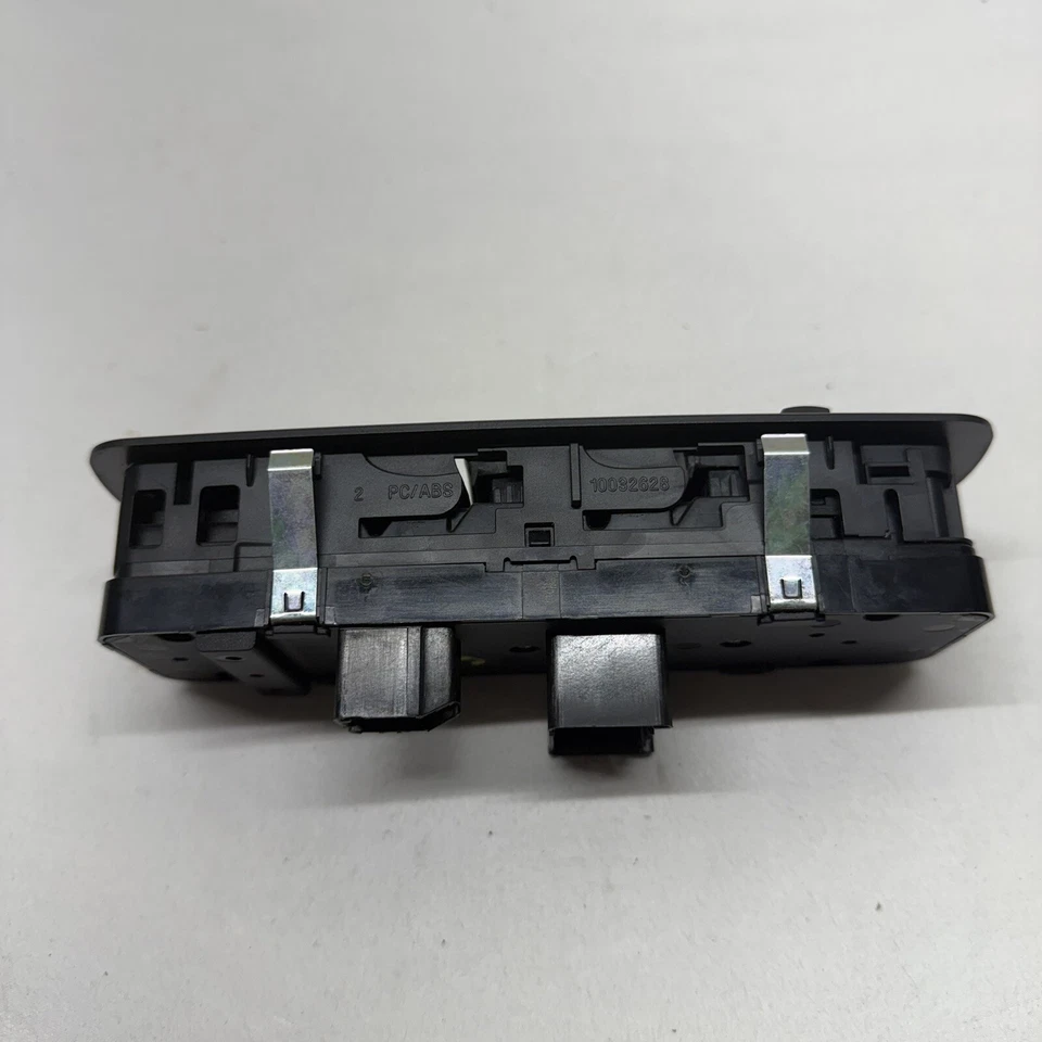 Dodge Grand Caravan 2012-2016 conductor interruptor de ventana maestra izquierda OEM 68110871AA Foto 4 de 4