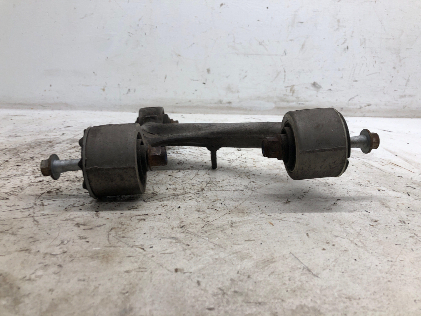 ASTON MARTIN RAPIDE LEFT DRIVER REAR UPPER CONTROL ARM OEM
