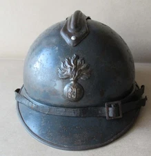WWI FRENCH ADRIAN HELMET MODEL 1915 M15 / INFANTRY / INFANTERIE
