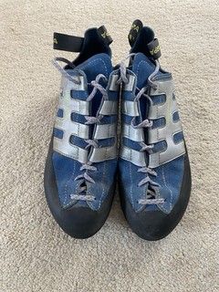 Scarpa Men's Vantage Climbing Shoes Size 9(43)