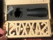 SAXXAS Hard Rubber Tenor Sax Ligature in black Winslow ligature copy