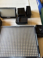 Polaroid 312 High Powered Variable Dimmable Super Bright LED Lot With Batteries