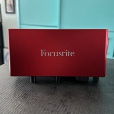 Focusrite Scarlett 2i2 Interfaccia Audio USB 3a Generazione - Ottime Condizioni